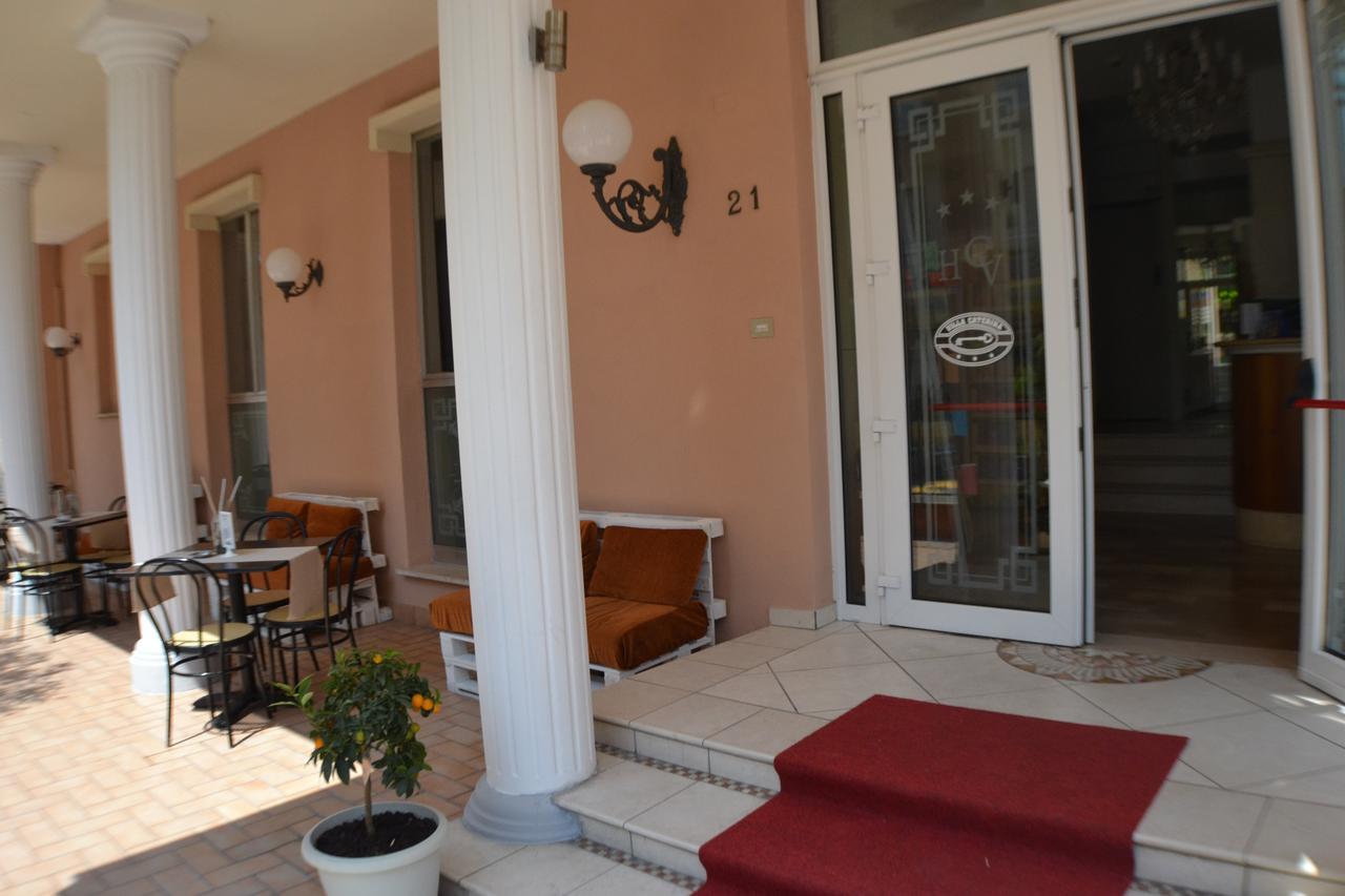 Hotel Villa Caterina Rimini Buitenkant foto